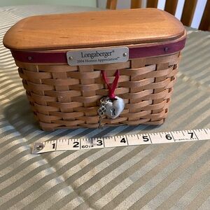 Longaberger 2004 Hostess Appreciation Basket and Heart Lock Charm and Key
